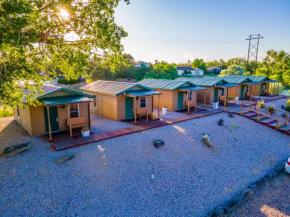 South Platte Cabins & Kennels